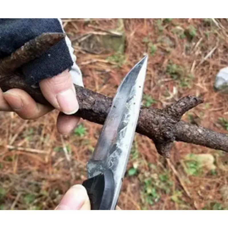 18 uses of survival knife outdoors