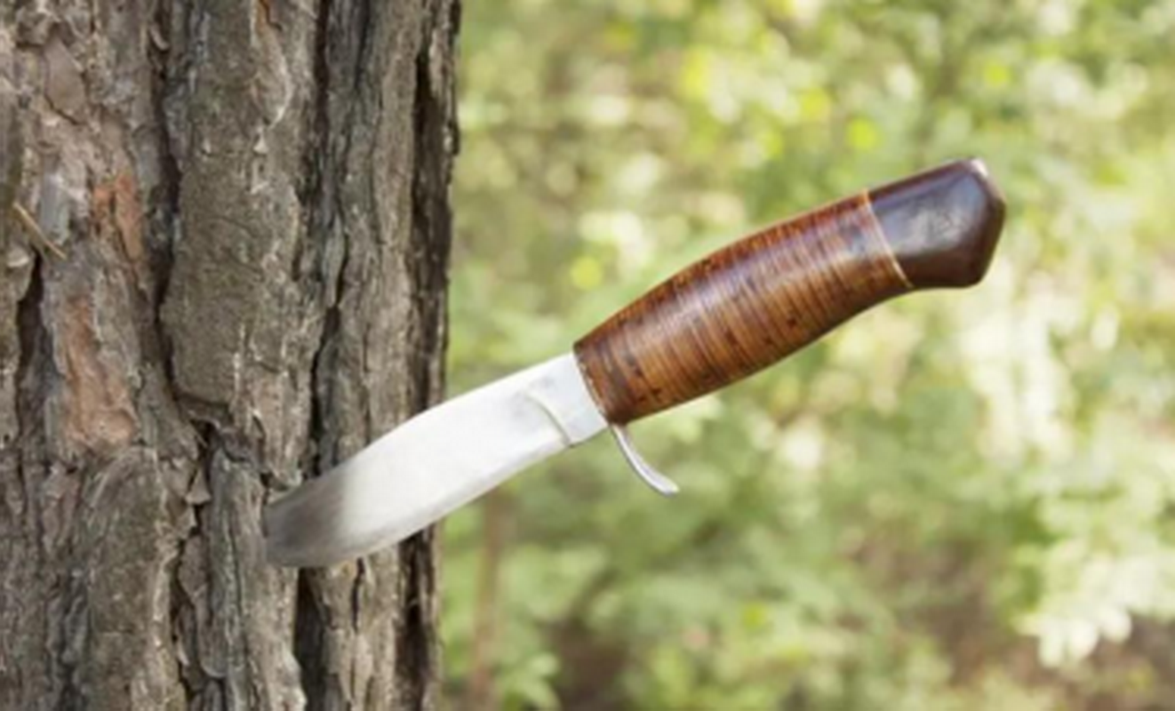 How to use outdoor knife?