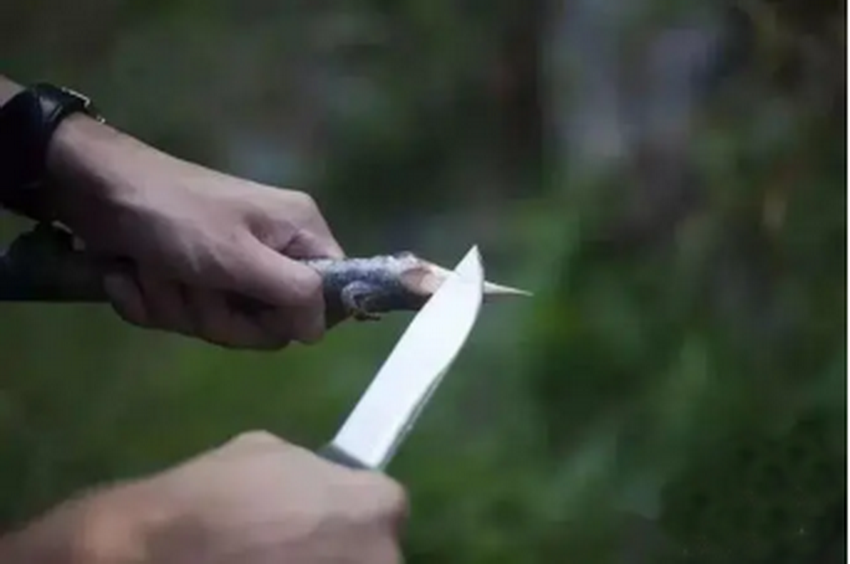 survival knife (4).jpg