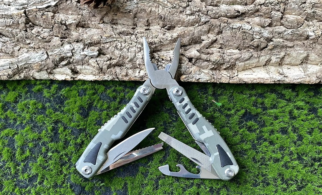 Outdoor Adventure Gear - Multi-Function Pliers