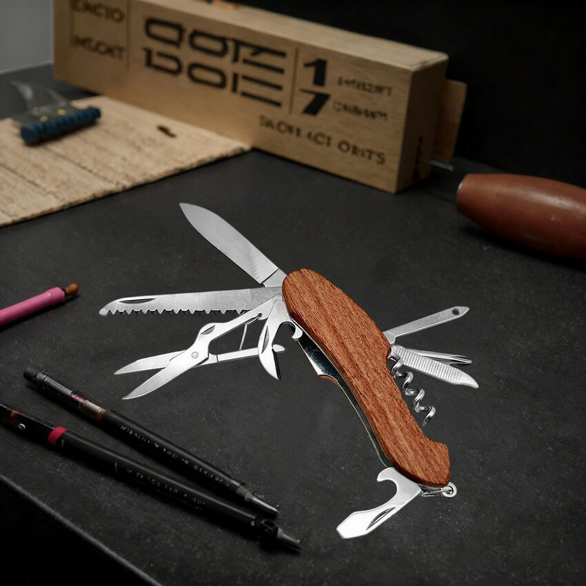 survival tools (1).JPG